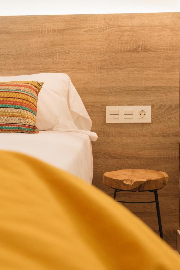 Apartaments La Rambla - Arbequina - 6 Persones 科尔努德利亚 外观 照片